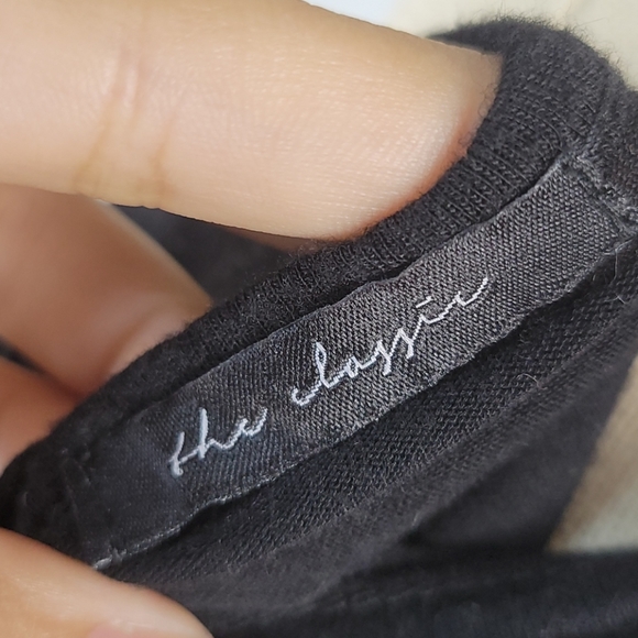 The classic black we are young top M - Picture 5 of 5